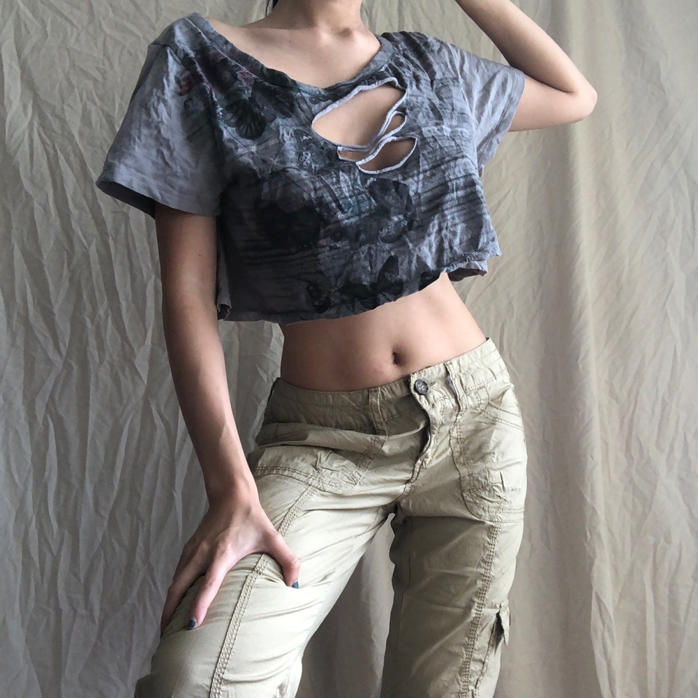 Grey Butterfly Open Crop Top Size Medium from Mudd